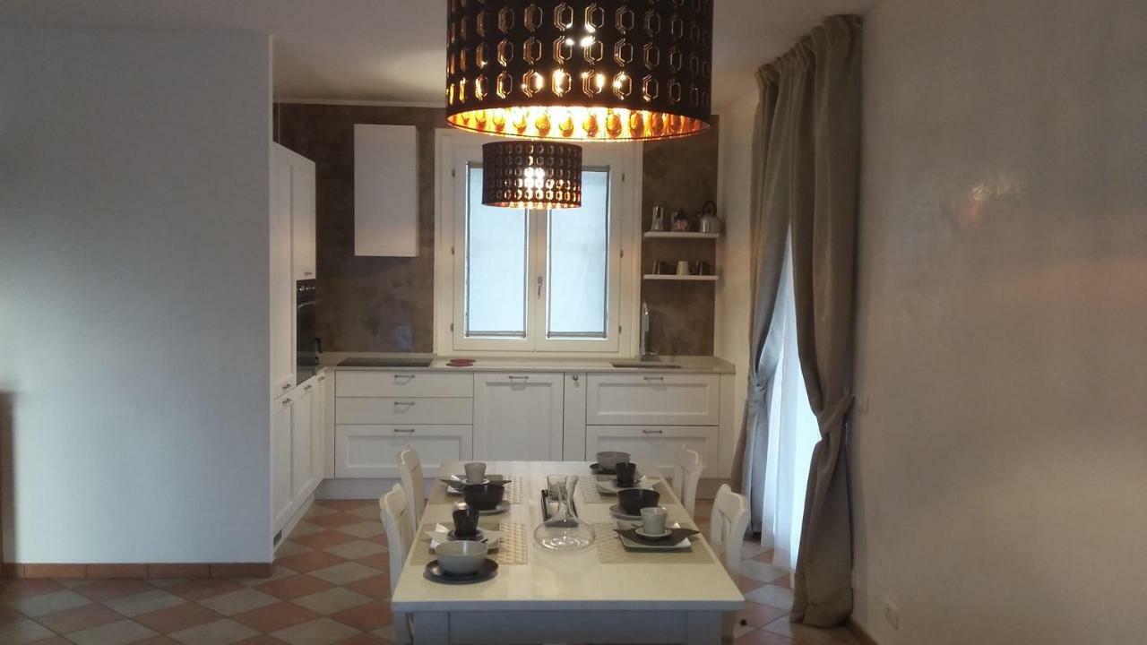 Bed and Breakfast Residenza Leon Кастельнуово-дель-Гарда Экстерьер фото