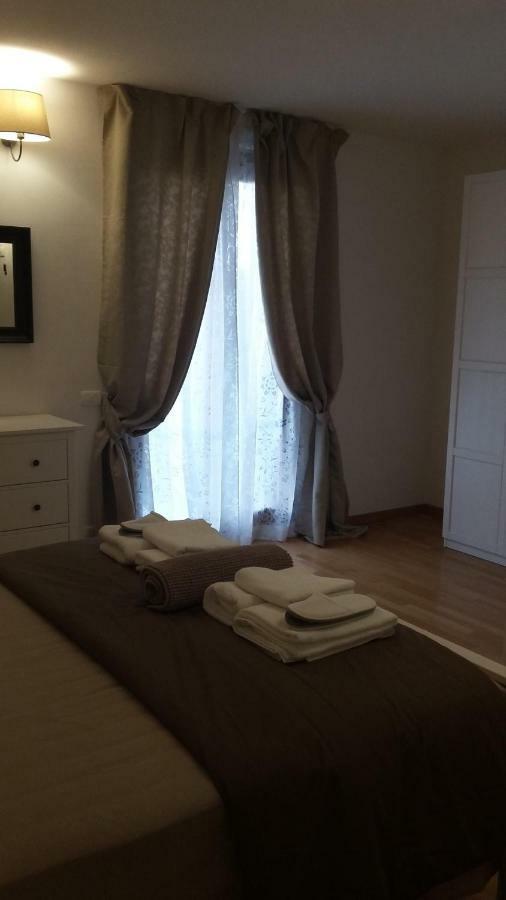 Bed and Breakfast Residenza Leon Кастельнуово-дель-Гарда Экстерьер фото