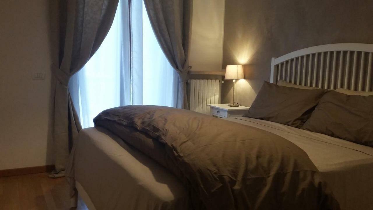 Bed and Breakfast Residenza Leon Кастельнуово-дель-Гарда Экстерьер фото