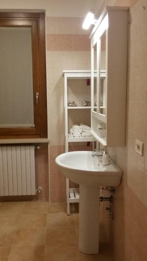 Bed and Breakfast Residenza Leon Кастельнуово-дель-Гарда Экстерьер фото